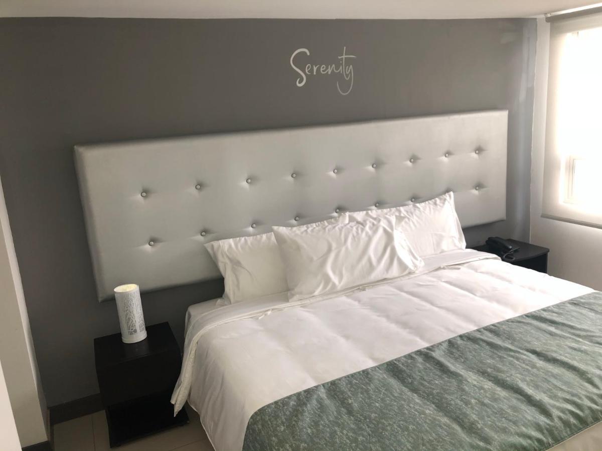 Hotel Serenity Corferias Богота Екстер'єр фото