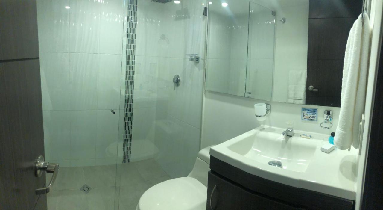 Hotel Serenity Corferias Богота Екстер'єр фото